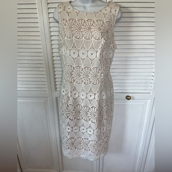 Liz Claiborne Sleeveless Ivory Lace Overlay Dress Size 10 - Picture 2 of 7